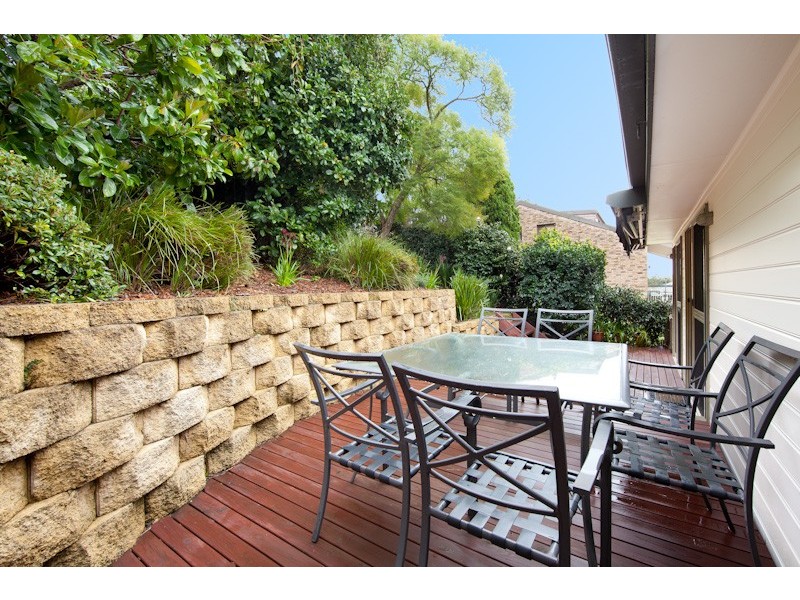 35 Tivoli Esplanade, Como NSW 2226