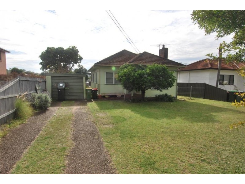 31 Moona Road, Kirrawee NSW 2232
