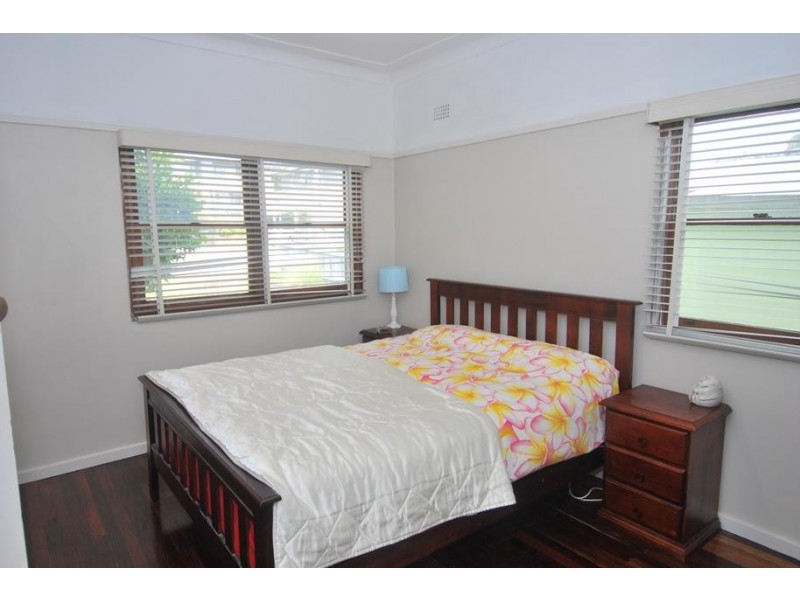 31 Moona Road, Kirrawee NSW 2232