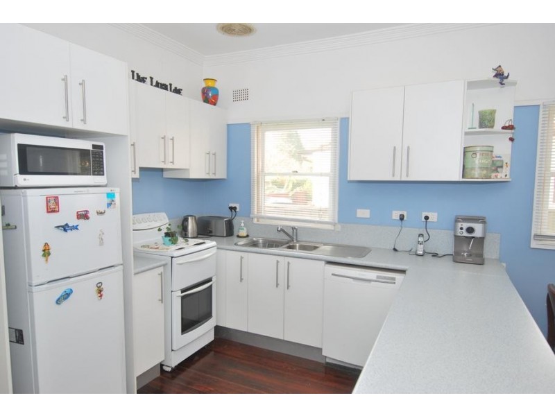 31 Moona Road, Kirrawee NSW 2232