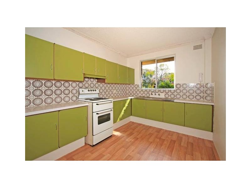 4/76 Glencoe Street, Sutherland NSW 2232