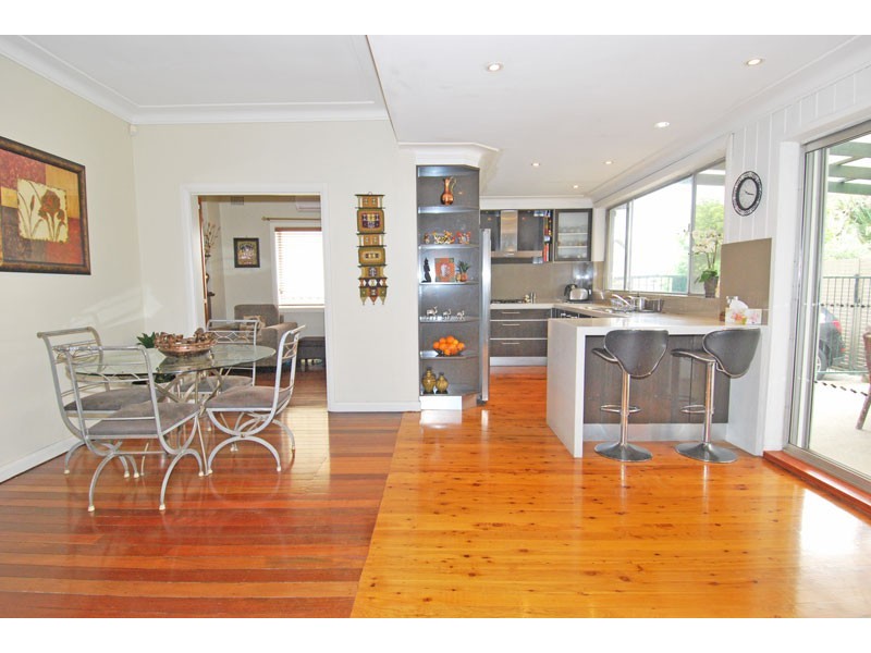 66 Warraba Street, Como NSW 2226