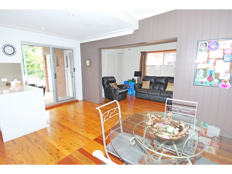 66 Warraba Street, Como NSW 2226