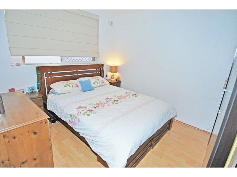 8/10 Bessell Avenue, Wollongong North NSW 2500