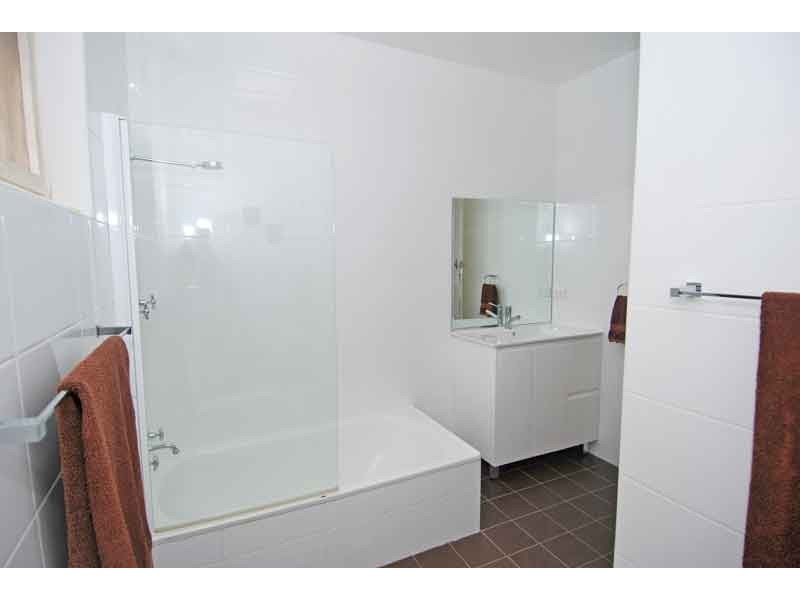 2/8 Oxley Avenue, Jannali NSW 2226