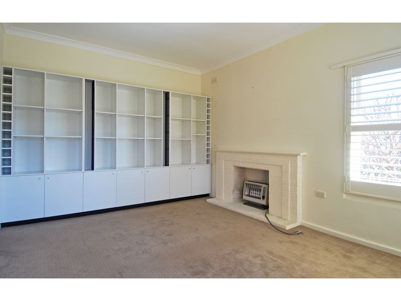 27 Novara Crescent, Como NSW 2226