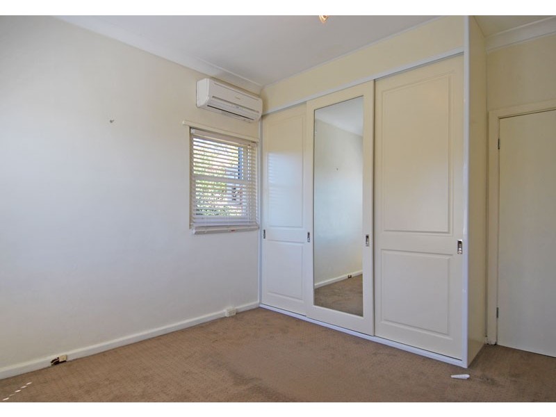 27 Novara Crescent, Como NSW 2226