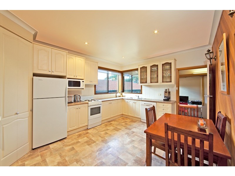 32 Ninth Avenue, Jannali NSW 2226