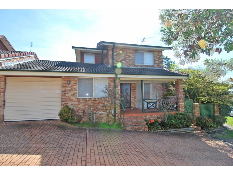 2/100 Wattle Road, Jannali NSW 2226