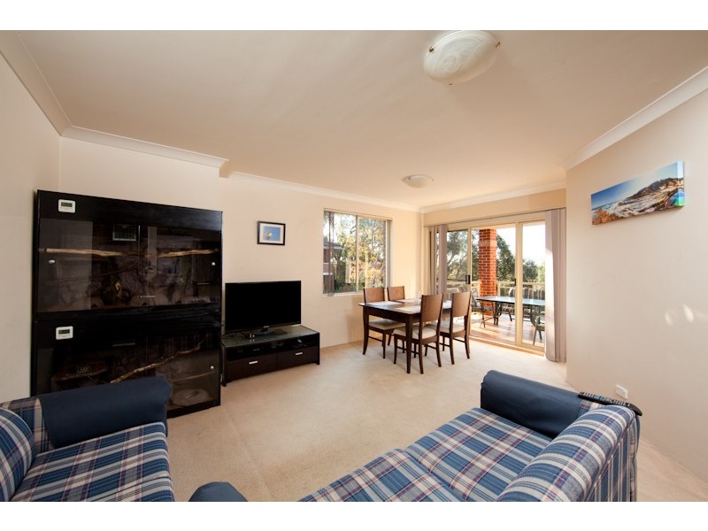 8/50 The Grand Parade, Sutherland NSW 2232