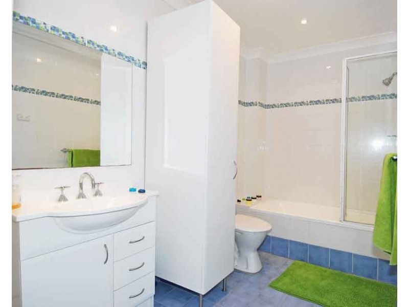 8/8-12 Railway Crescent, Jannali NSW 2226