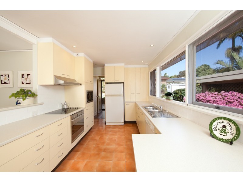 8 Glencoe Street, Sutherland NSW 2232