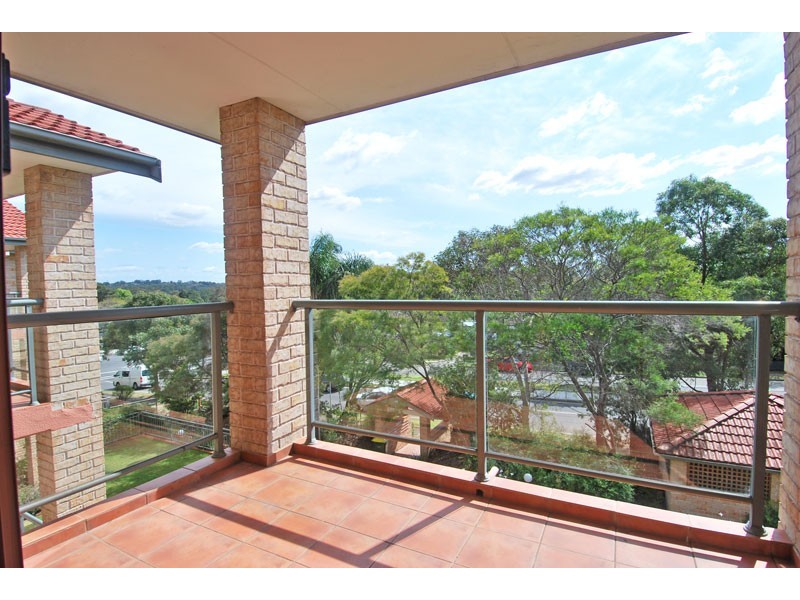 38/28 Leonay Street, Sutherland NSW 2232