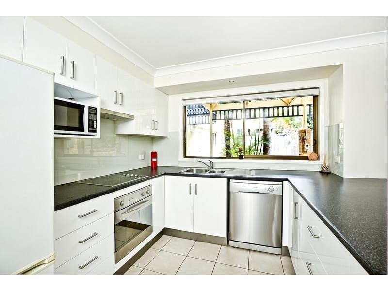 69 Giles Street, Yarrawarrah NSW 2233