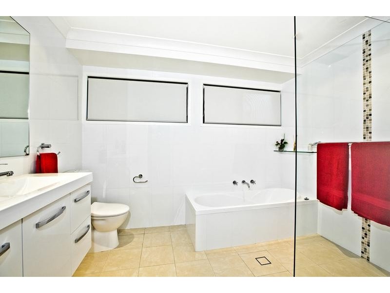 69 Giles Street, Yarrawarrah NSW 2233