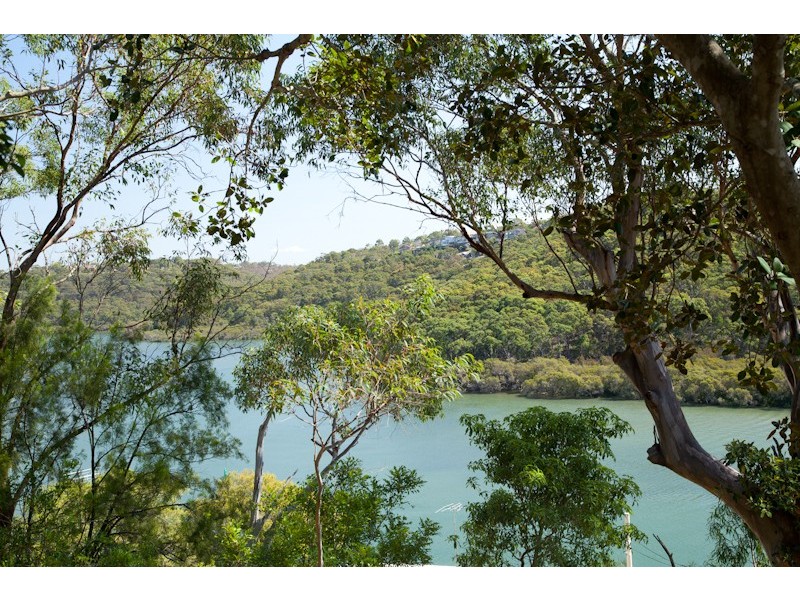 4 Wigens Avenue, Como NSW 2226