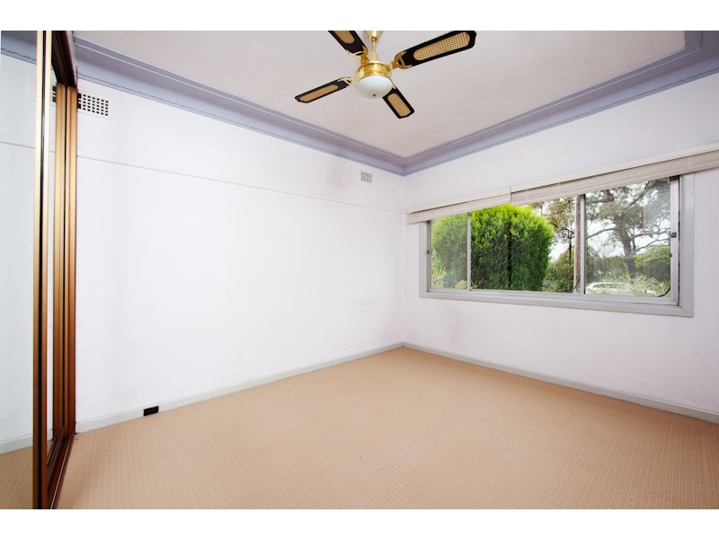 77 Loftus Avenue, Loftus NSW 2232