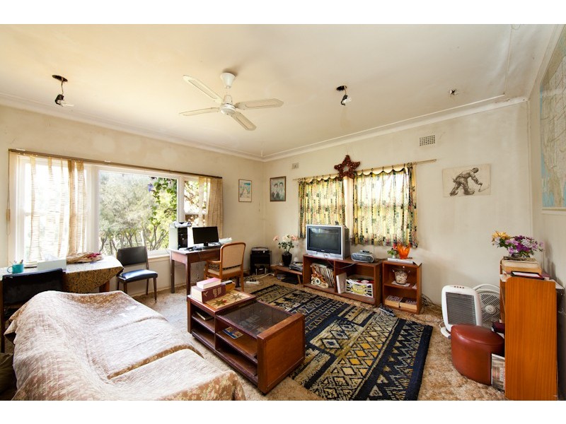 7 Tivoli Esplanade, Como NSW 2226