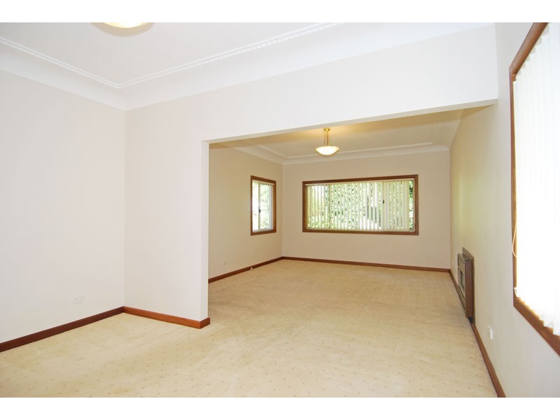 100 Wolger Street, Como NSW 2226