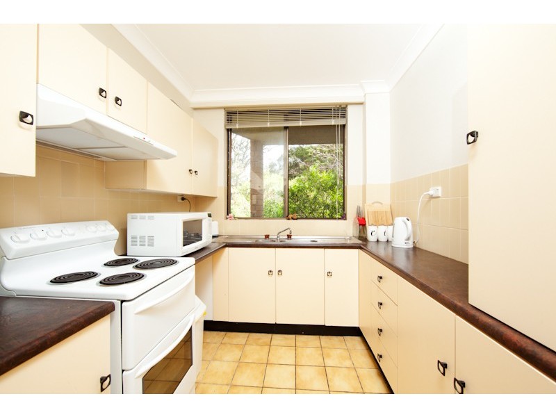 8/57 Auburn Street, Sutherland NSW 2232
