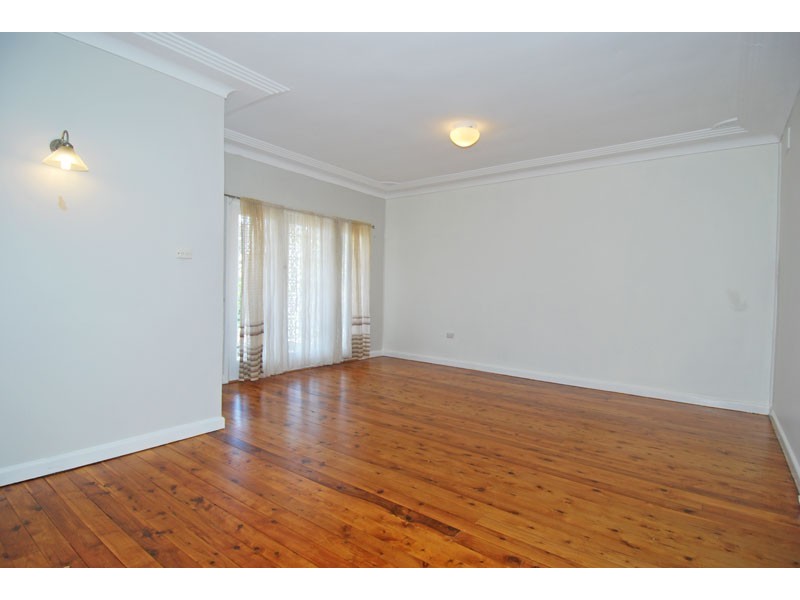 22 Tara Street, Sylvania NSW 2224