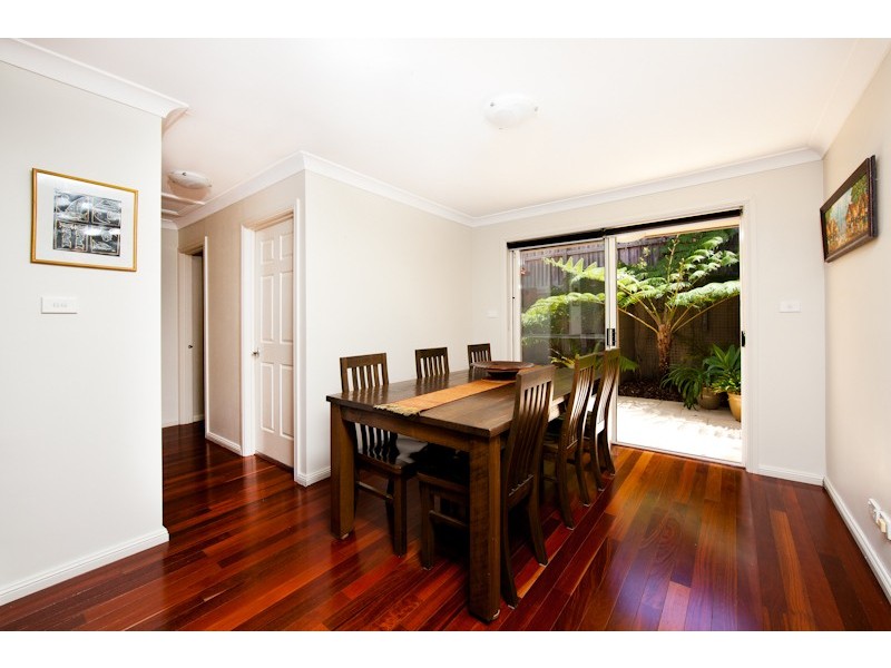 2/34 Toronto Parade, Sutherland NSW 2232