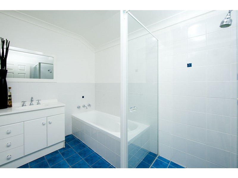 2/34 Toronto Parade, Sutherland NSW 2232