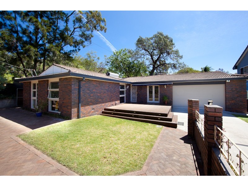 13 Kiewa Place, Kirrawee NSW 2232