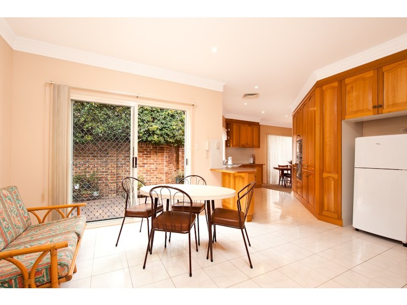 2/346 Forest Road, Kirrawee NSW 2232