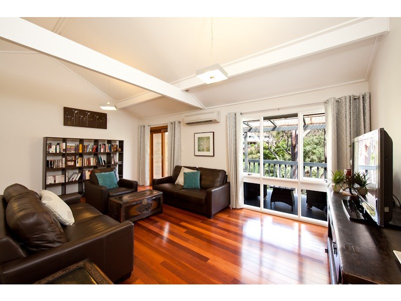 23 Stirling Avenue, Kirrawee NSW 2232