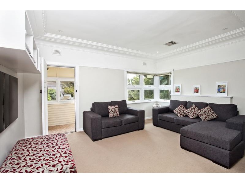 48a Linden Street, Sutherland NSW 2232