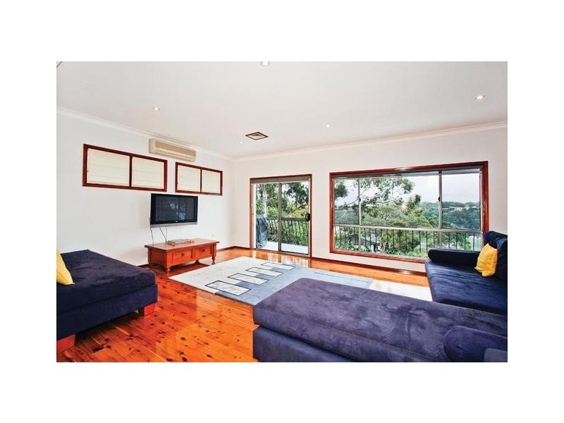 42 Central Avenue, Como NSW 2226