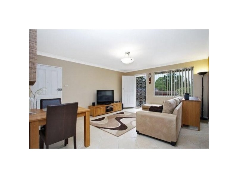6/7 England Street, Wollongong NSW 2500