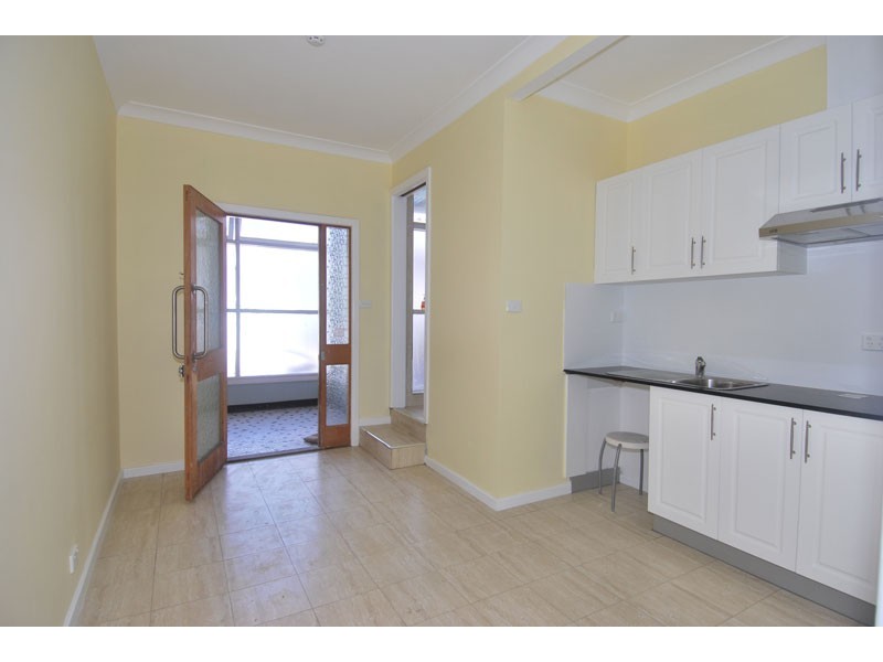 2/56 Railway Crescent, Jannali NSW 2226