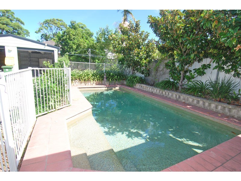 48 Warraba Street, Como NSW 2226