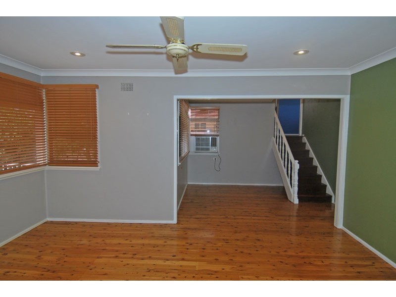 24 Laurina Avenue, Engadine NSW 2233