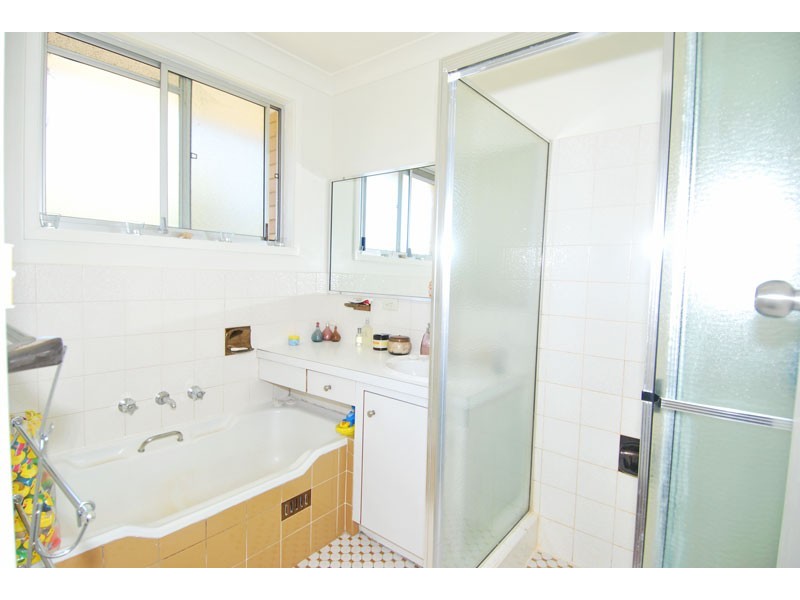 12 Kennedy Crescent, Bonnet Bay NSW 2226