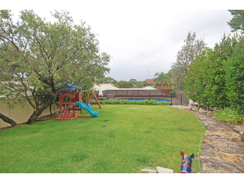 35 Bindea Street, Como NSW 2226