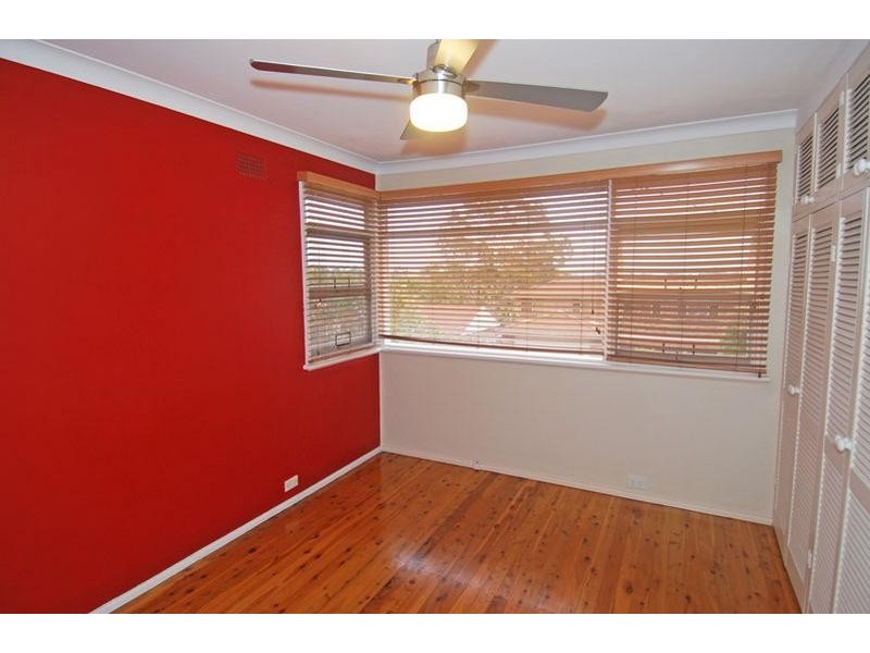 24 Laurina Avenue, Engadine NSW 2233