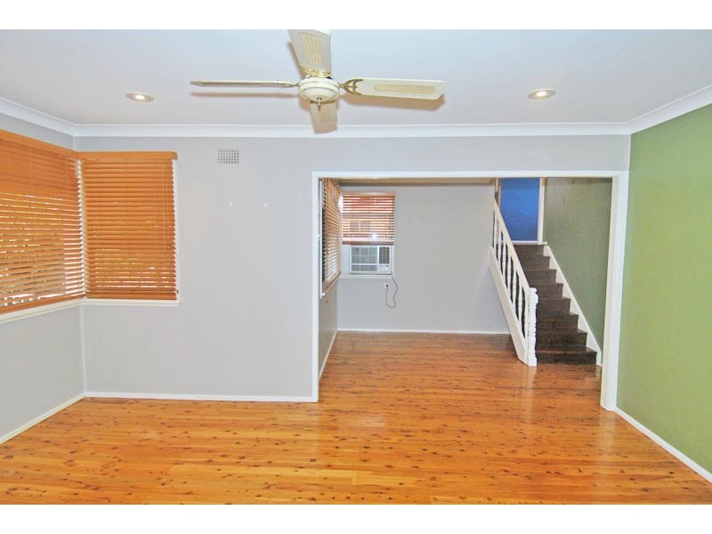 24 Laurina Avenue, Engadine NSW 2233