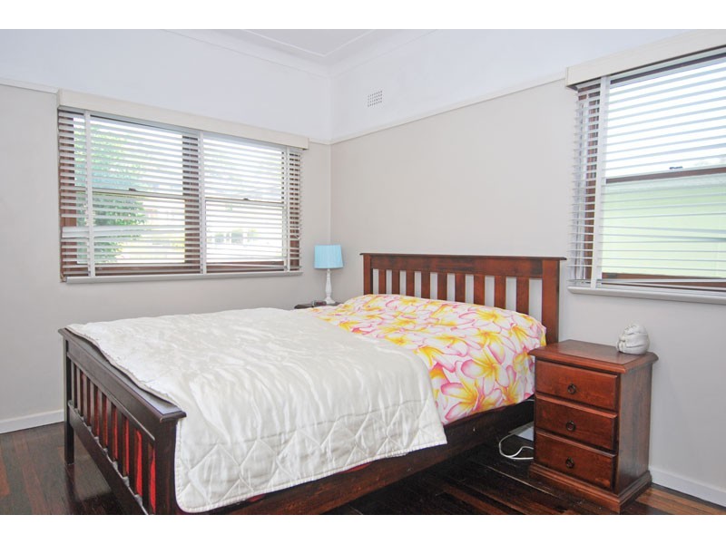 31 Moona Road, Kirrawee NSW 2232