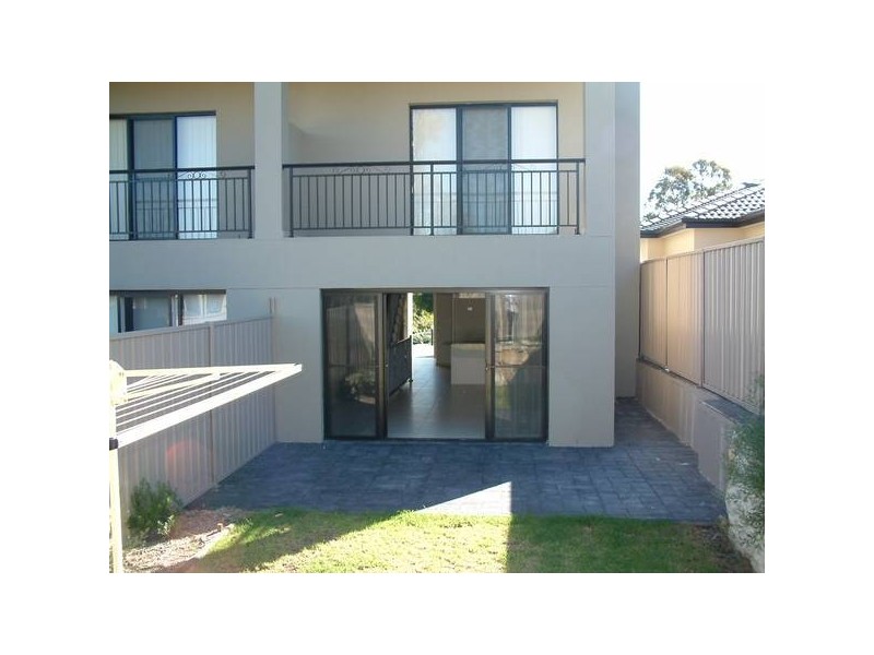 16/54 Osprey Drive, Illawong NSW 2234