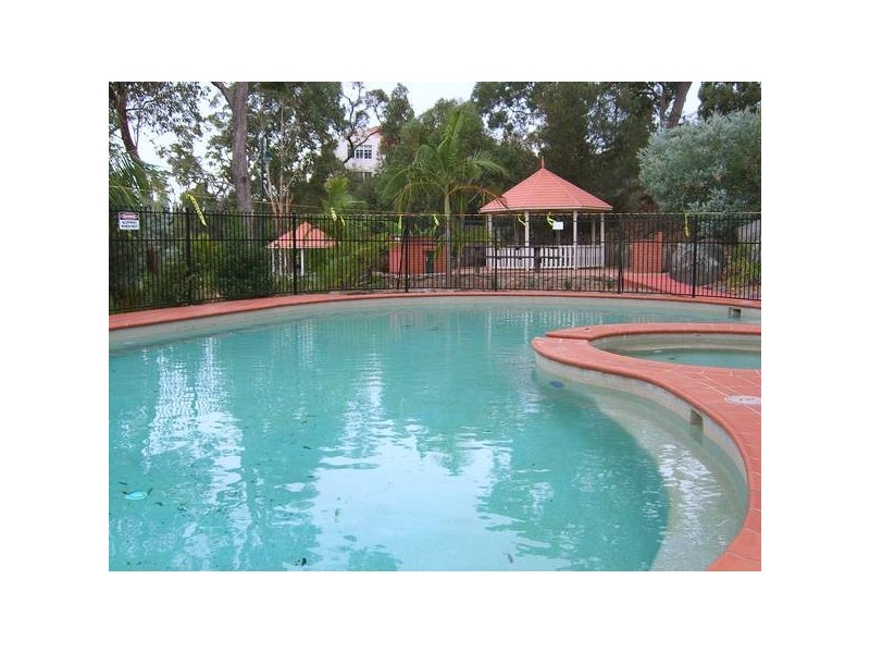 13 Daintree Way, Menai NSW 2234