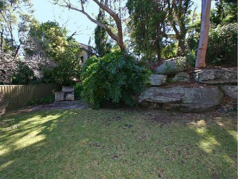 2 Highpoint Place, Como NSW 2226