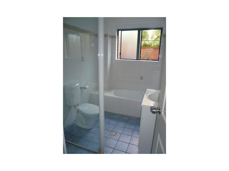 20/12 Clubb Crescent, Miranda NSW 2228