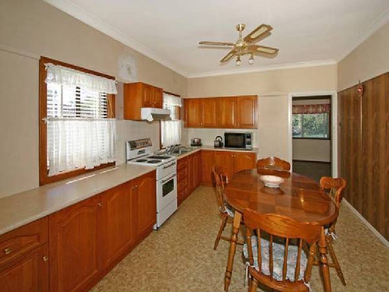 38 Oakwood Street, Sutherland NSW 2232