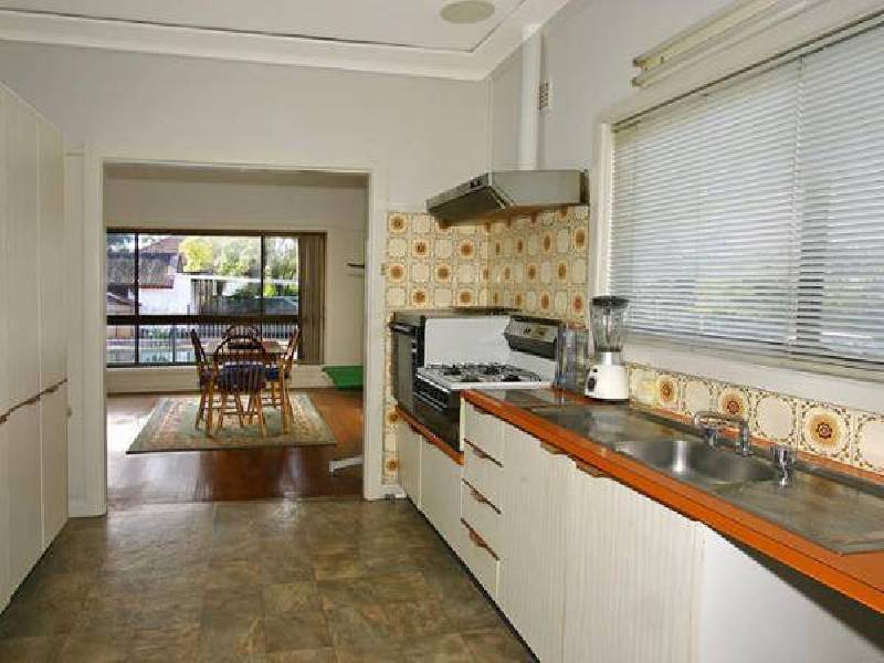 1 Durbar Avenue, Kirrawee NSW 2232