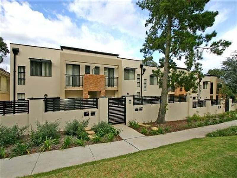 Taylor Close, Miranda NSW 2228