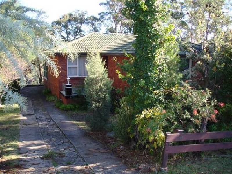 Woronora Crescent, Como NSW 2226