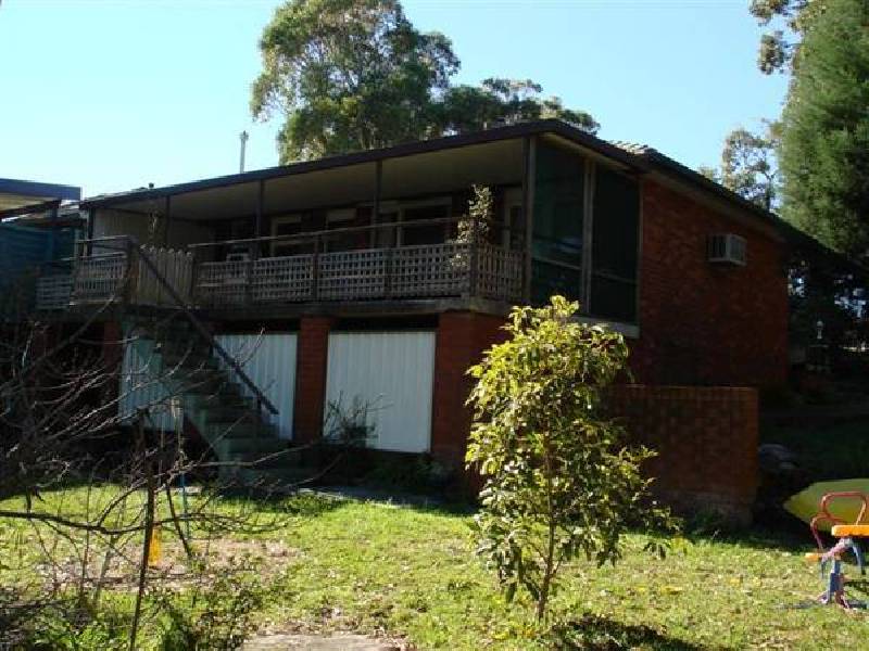 Woronora Crescent, Como NSW 2226
